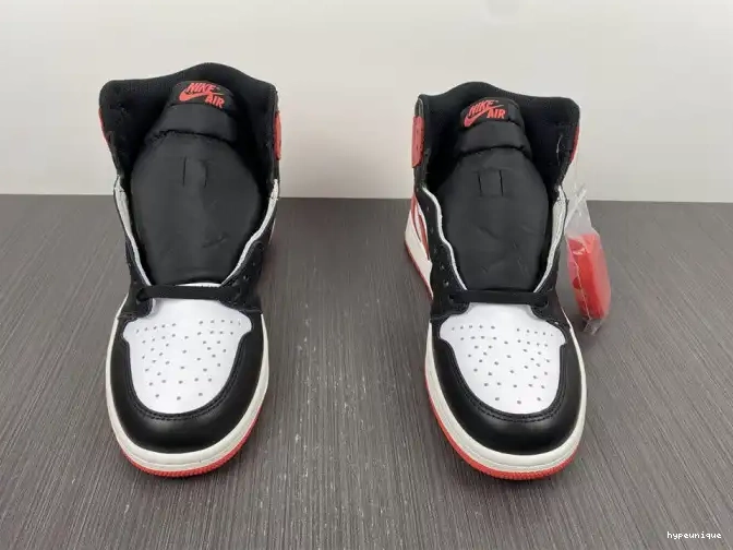 HYPE 'Track Jordan OG High Red' Air Retro 1 555088-112 0605